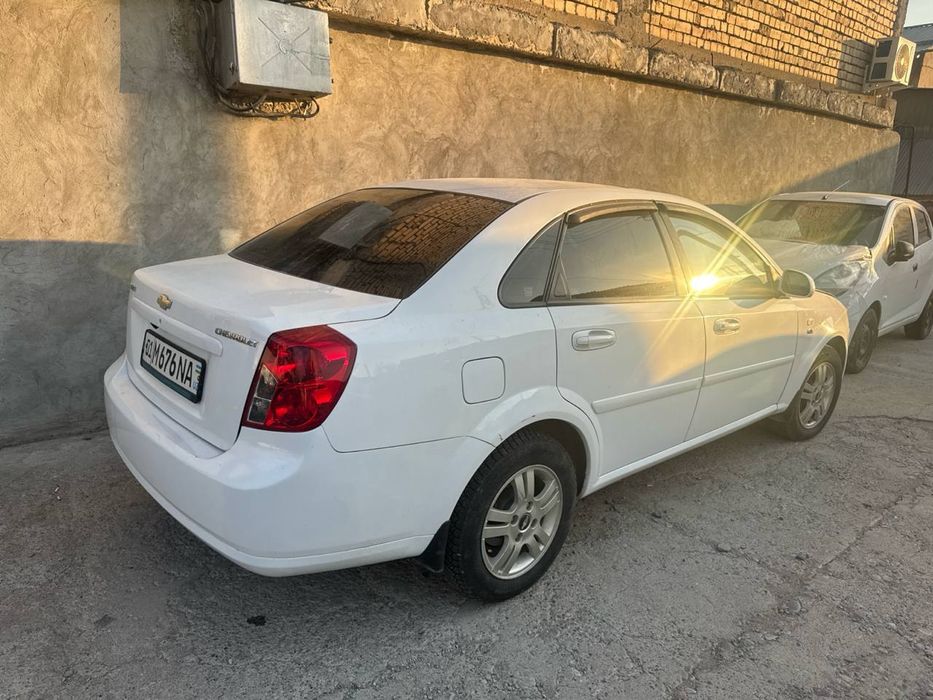Lacetti avtomat 2010 Metan bor
