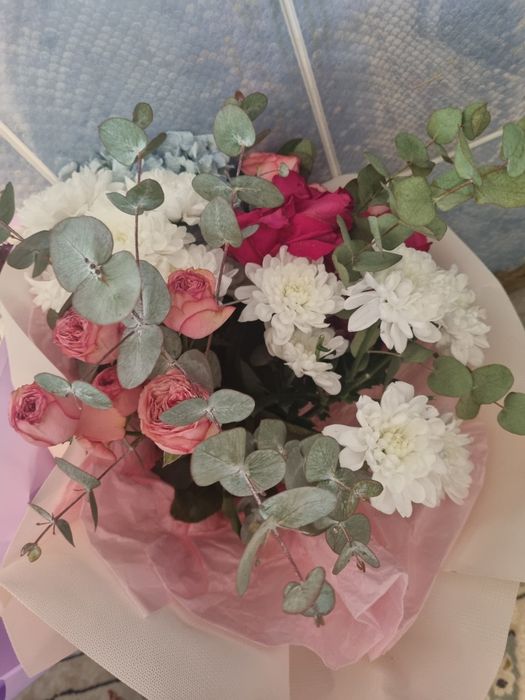 Цветы свежие, композиция