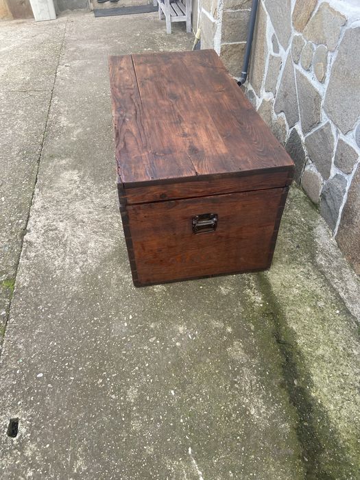 Дървен сандък-реставриран.