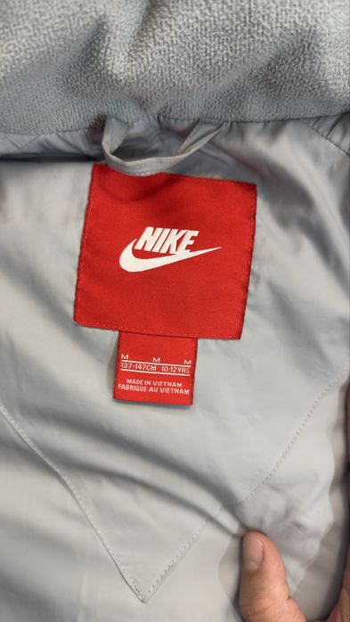 Продам куртку для мальчика