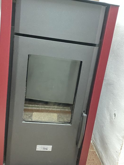 Пелетна камина 18 Kw