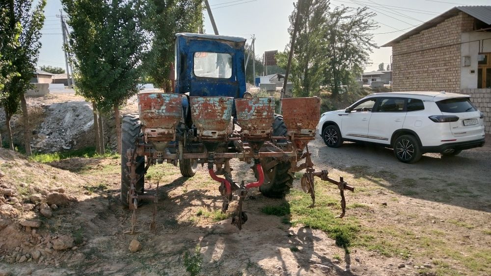 Т-28 х4 трактори