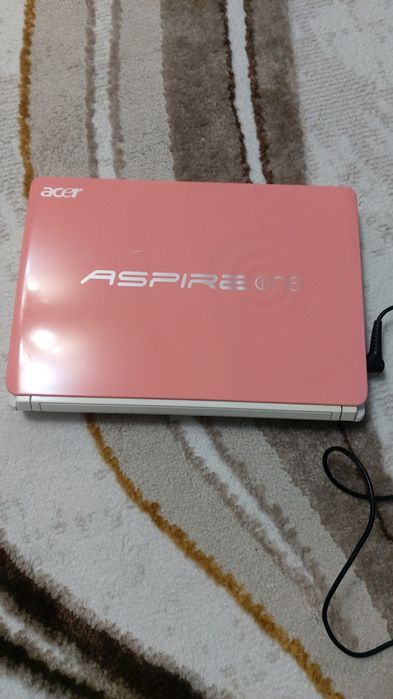 Продам нетбук Acer Aspire one