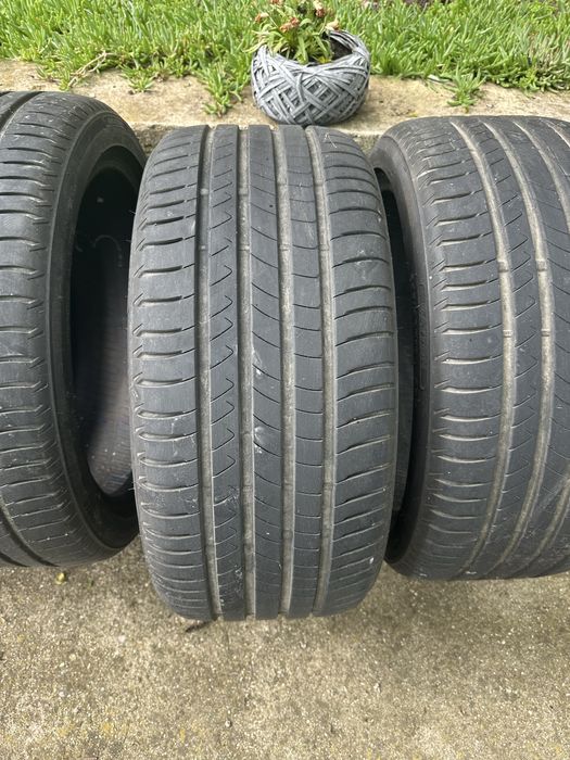 Летни Гуми Dayton - 245/40 R18 97Y