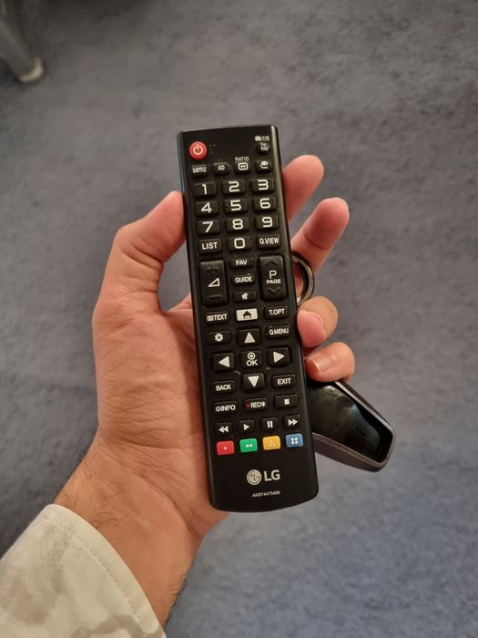 LG 50 tali TV sotiladi zor sastayanada