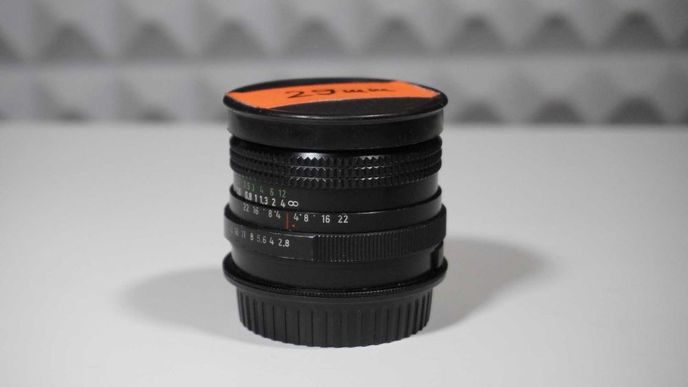 Obiectiv Foto/Video Carl Zeiss Jena 29mm f/2.8 – montură EF + case