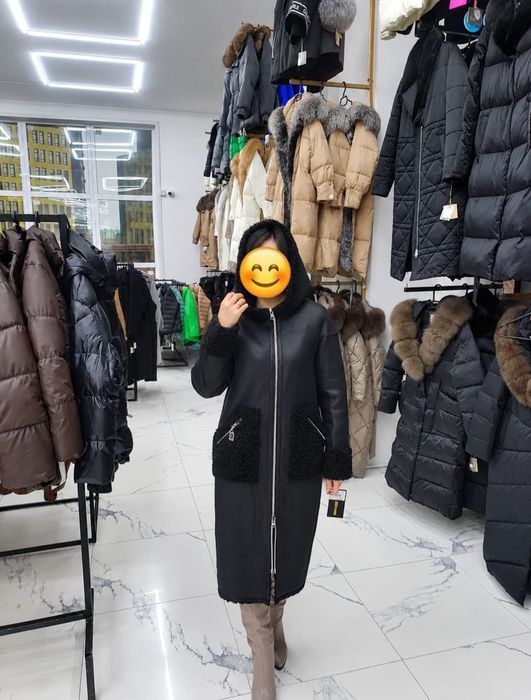 Продам двустороннюю дубленку.На 44 размер.Не более.