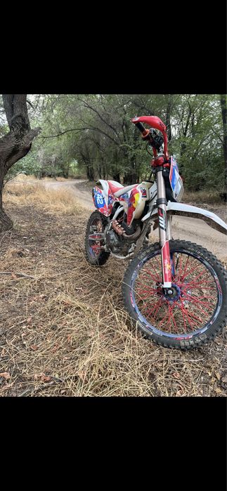 Продам эндуро  матор четырех клапанный .