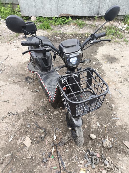 Продам элетроскутер.
