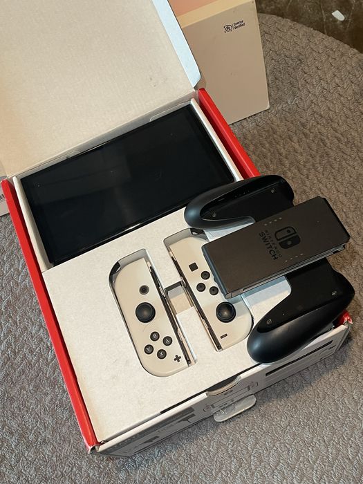 Nintiendo switch OLED