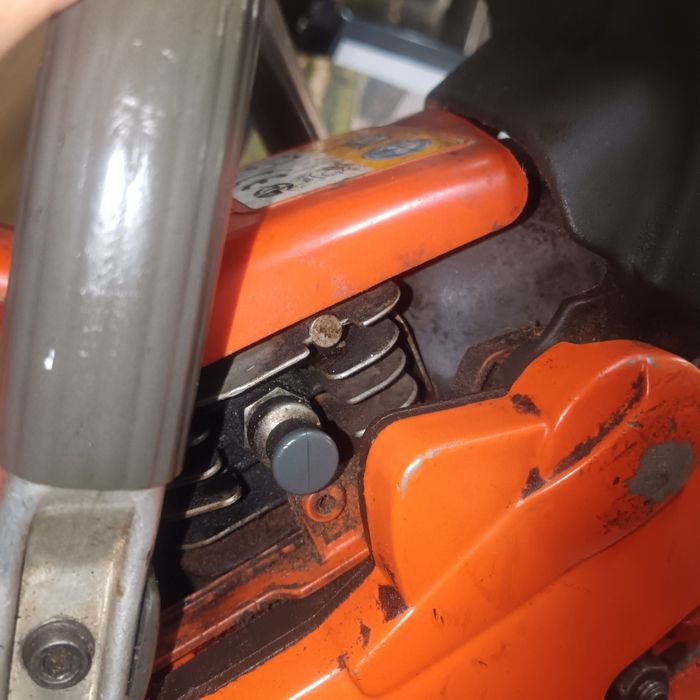 Vând Husqvarna 350  ,  Stihl  ms 181