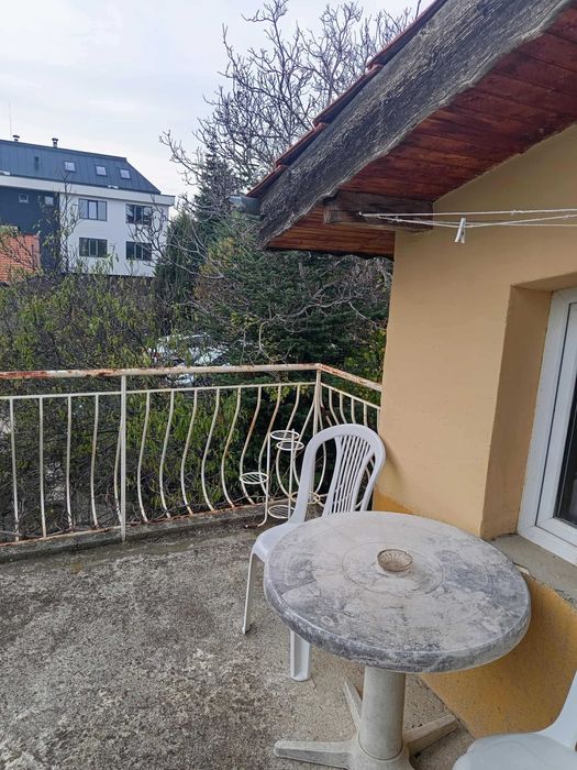 Дава се под наем Едностаен апартамент в Варна, Бриз - 25 кв.м за 300 € - Снимка #2