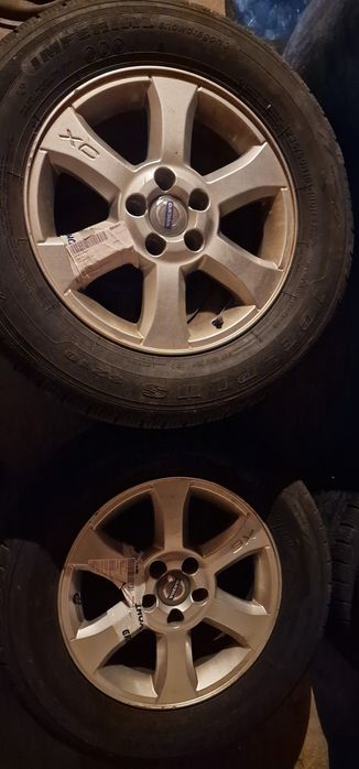 Джанти с подарък гуми за Volvo xc 5х108 7,5j 235/60/16 цола