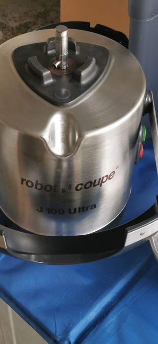Сокоизстисквачка, фреш машина Robot Coupe J100