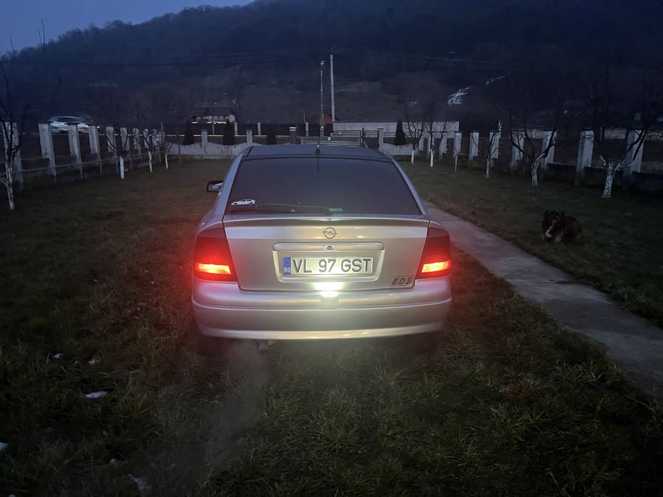 Se vinde Opel Astra G