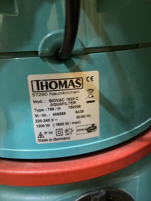 Продам пылесос Thomos б/