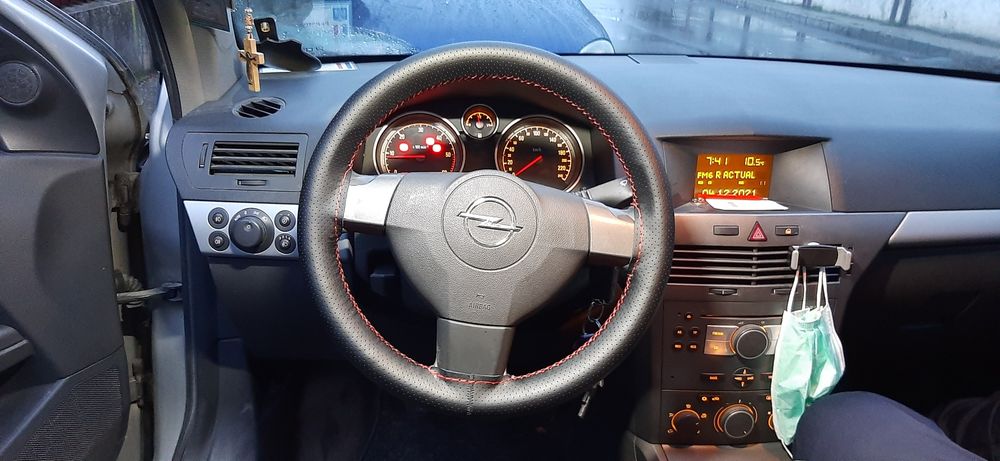 huse de volan si pentru schimbatorul de viteze si frina de mana