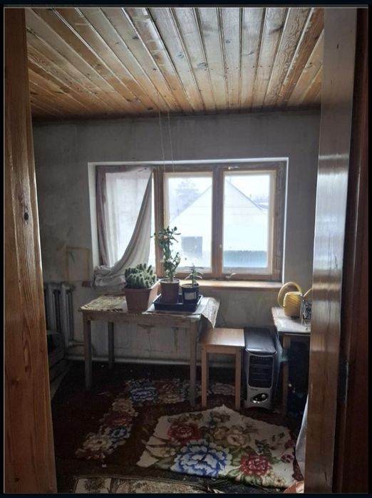 Продам двухэтажный дом