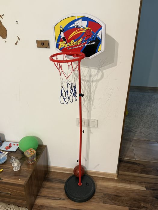 Десткая баскетбольная стойка