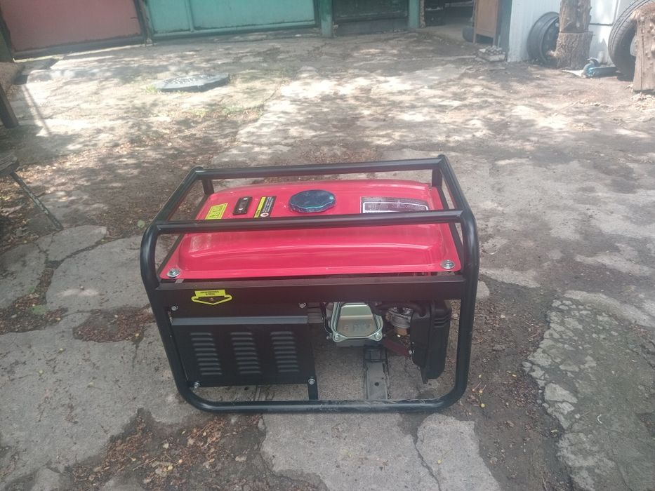 Продам электрогиниратор.