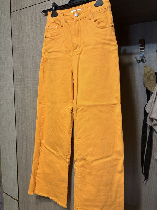 Дънки, клинове и къси панталонки