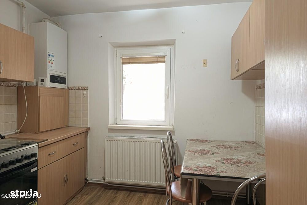 Mircea Cel Batran - 3 Camere, Decomandat, 2 Bai, Centrala