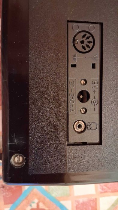 Radioreceptor portabil VEF 242