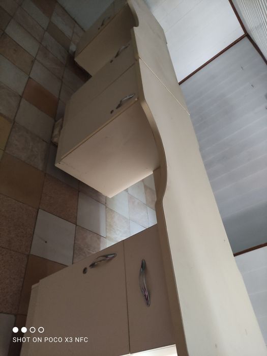 Стол, парикмахерское оборудование, письменный стол