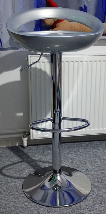 Scaun de bar Geographical Norway gri/crom cu spătar rotativ