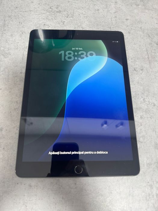 Vând IPad 9 , 256 gb, culoare gri