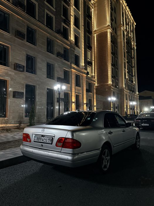 ПРОДАЮ Mercedes-Benz W210 E240