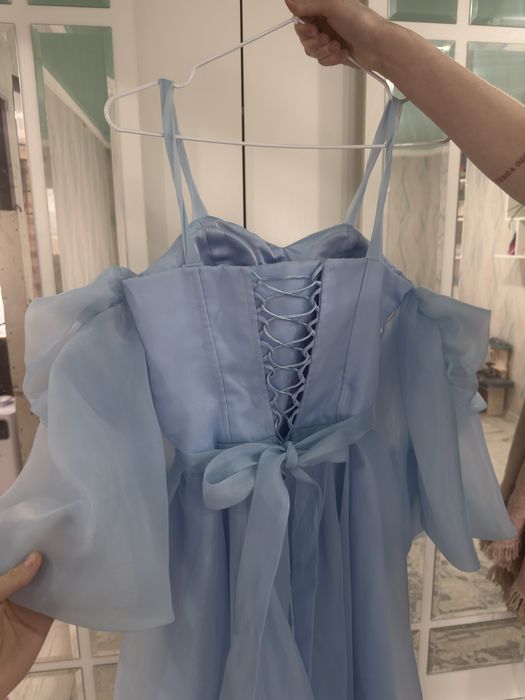 Продам шикарное вечернее платье