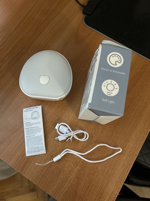 Бял шум LED нощна лампа за сън