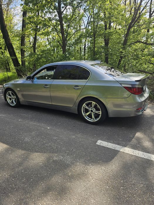 BMW 5 Series 2004 — imagine 5