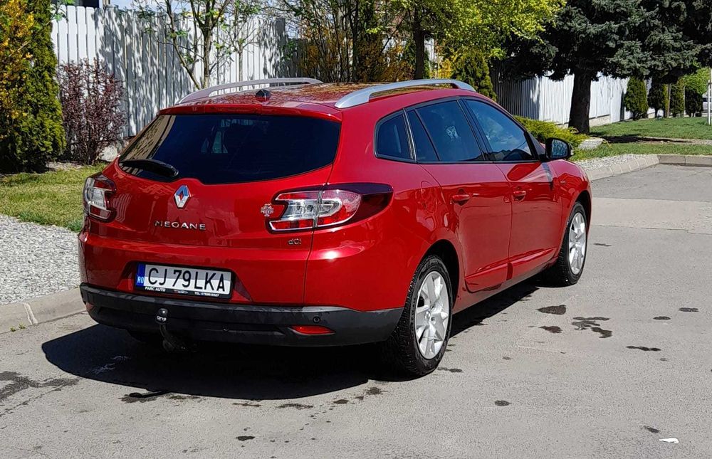 Renault Megane stare perfecta  ambreiaj nou, anvelope noi etc