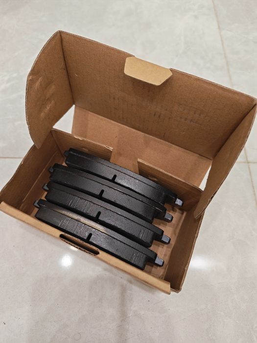 Geely Coolray SX11 передние колодки