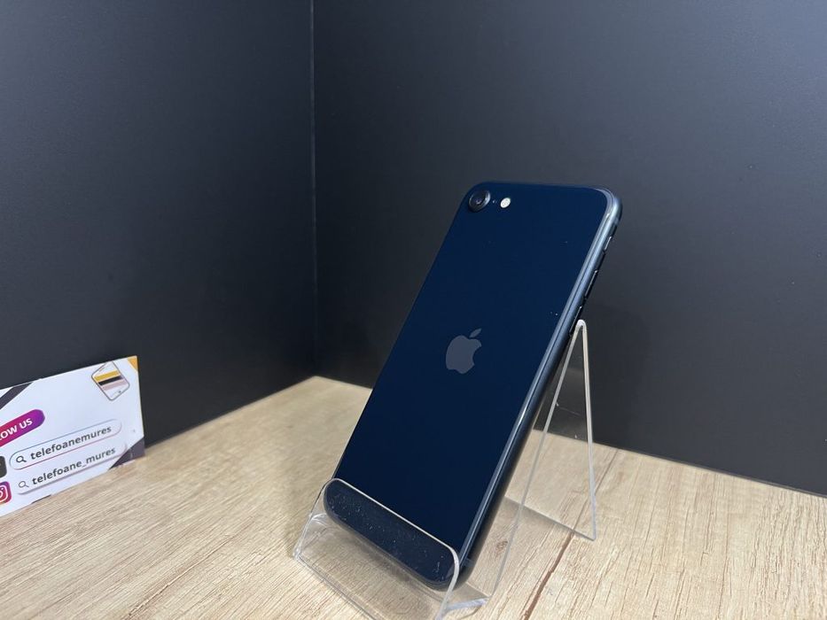 iPhone SE3(2022) 64Gb Midnight Second-Hand Bun 3 ani garanție, Telefoa