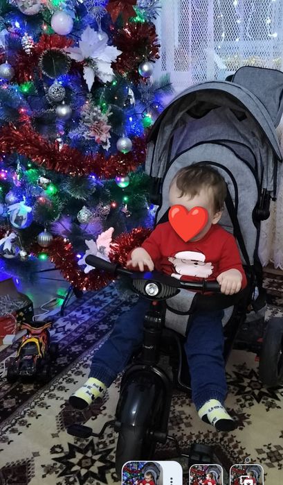 Tricicletă gri  cu lumină și muzică