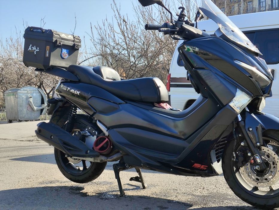 Skuter T-Max Ultra 175 cc