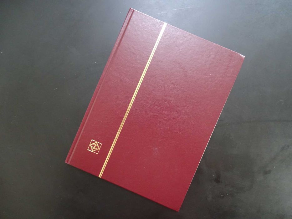 Clasor cu timbre tematice - Pictura (Lot 91)