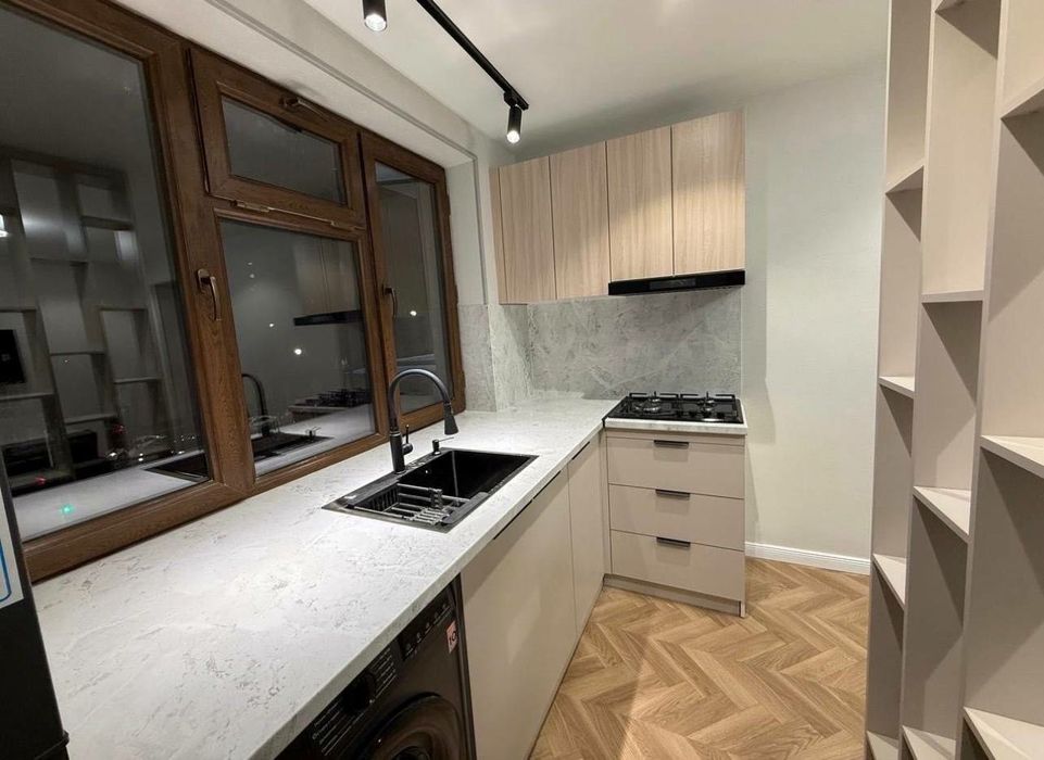 СРОЧНО‼ 1 комнатная 28м² Центр Шота Руставели | 3/5 | 65000