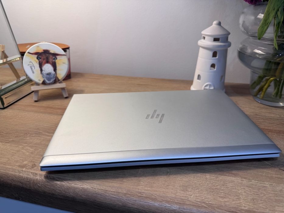 Laptop HP EliteBook 830 G7 8GB i5 10th 256GB Modul SIM 5G, Display FHD