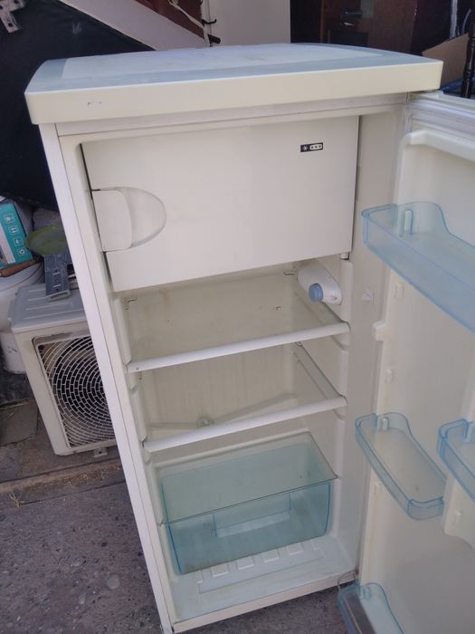 Холодильник Холодильник