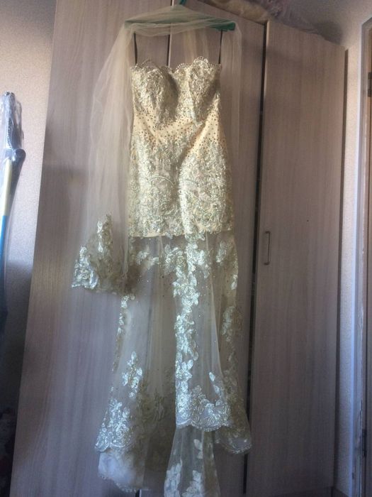 Вечерние платья по 10к