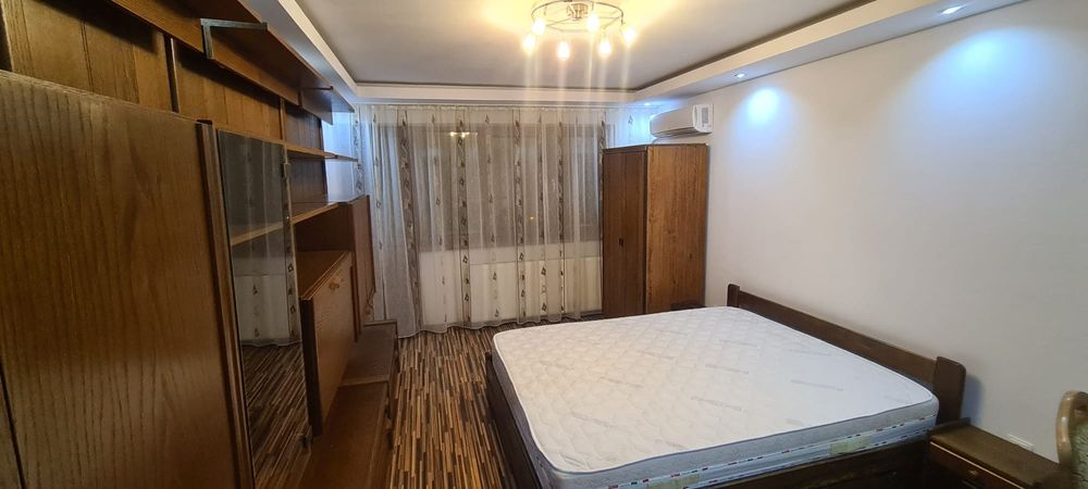 Proprietar închiriez garsoniera