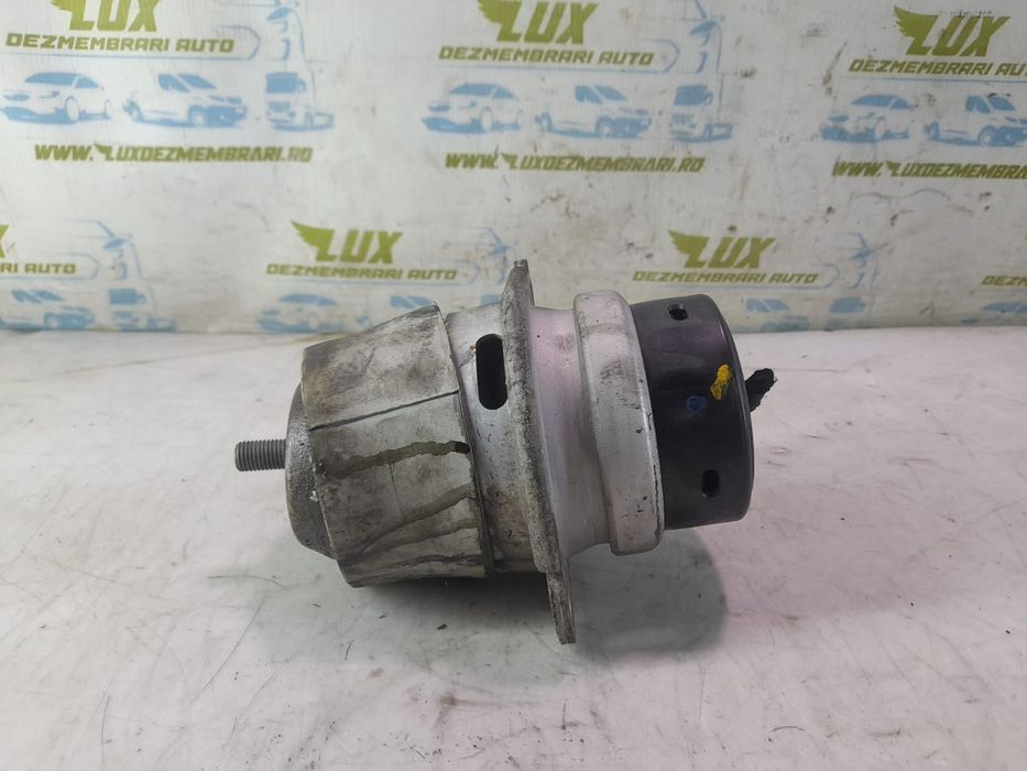 Tampon motor stanga 7L8199131F 3.0 d CRCA Volkswagen VW Touareg gener