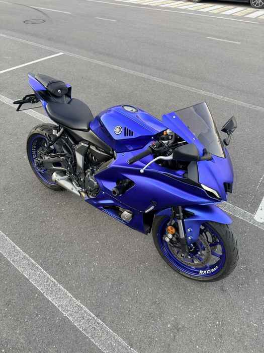 Продам Yamaha R7 2023 год