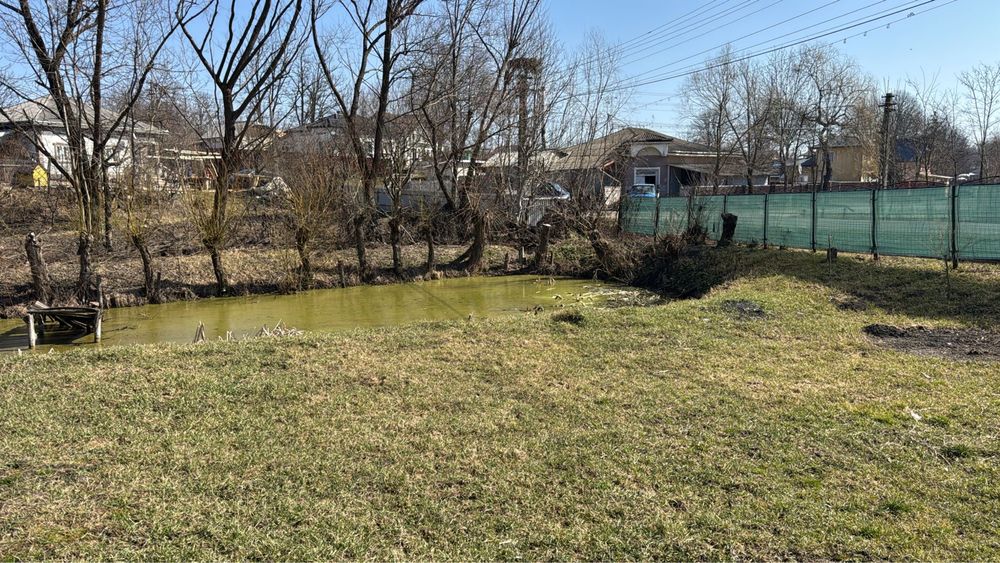 Casa in Brehuiesti, garaj si anexe 1.800mp teren si iaz