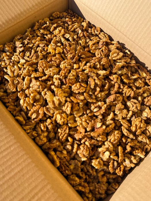 Miez de Nuca, Jumătăți 1/2 - 90%