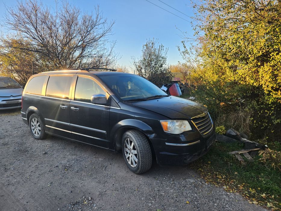 За части Chrysler Grand Voyager 2.8 crdi 2009 година Автоматик